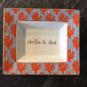 Stella & Dot Jewelry Display Dish Orange Coral